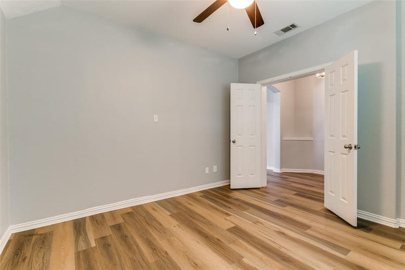 815 Creekside Drive, Little Elm TX 75068 - Photo 5