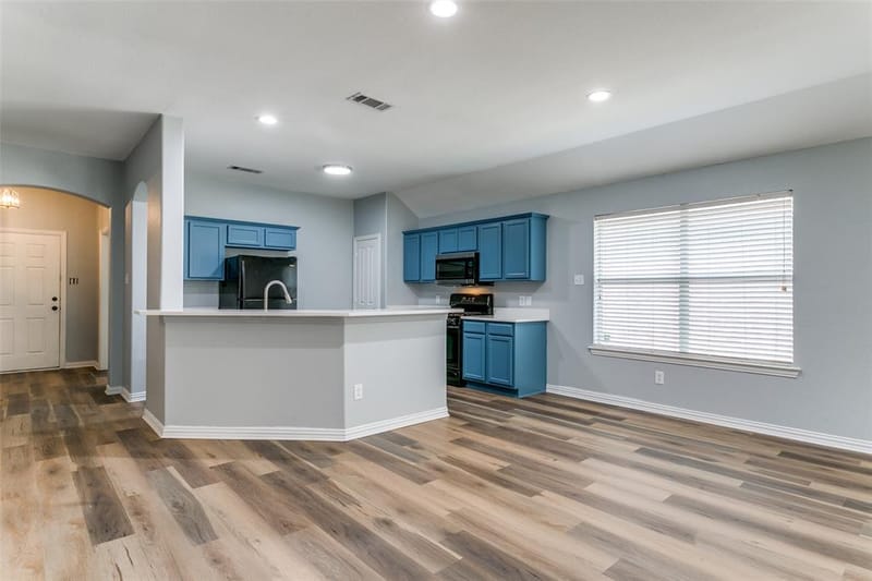 815 Creekside Drive, Little Elm TX 75068 - Photo 10