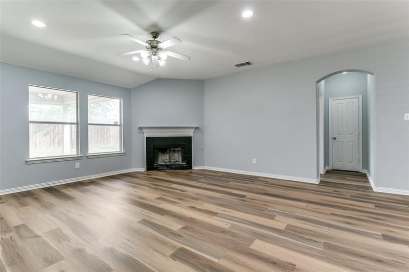 815 Creekside Drive, Little Elm TX 75068 - Photo 8
