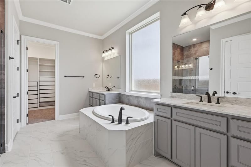 1713 Roundtree Circle E, Fort Worth TX 76008 - Photo 21