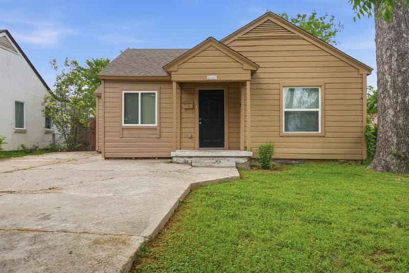 2547 Wilton Avenue, Dallas TX 75211 - Photo 2