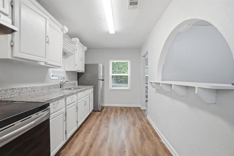 2547 Wilton Avenue, Dallas TX 75211 - Photo 13
