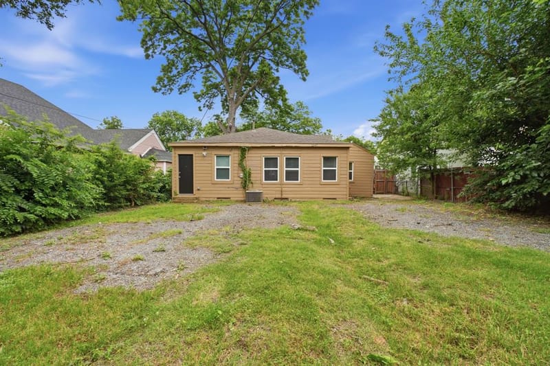2547 Wilton Avenue, Dallas TX 75211 - Photo 33