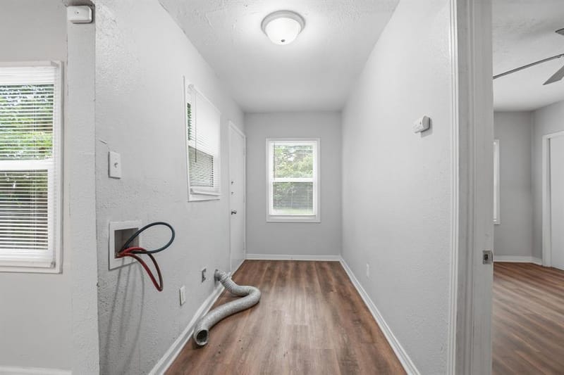2547 Wilton Avenue, Dallas TX 75211 - Photo 31