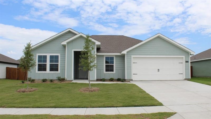 412 Northern Red Drive, Nevada TX 75173
