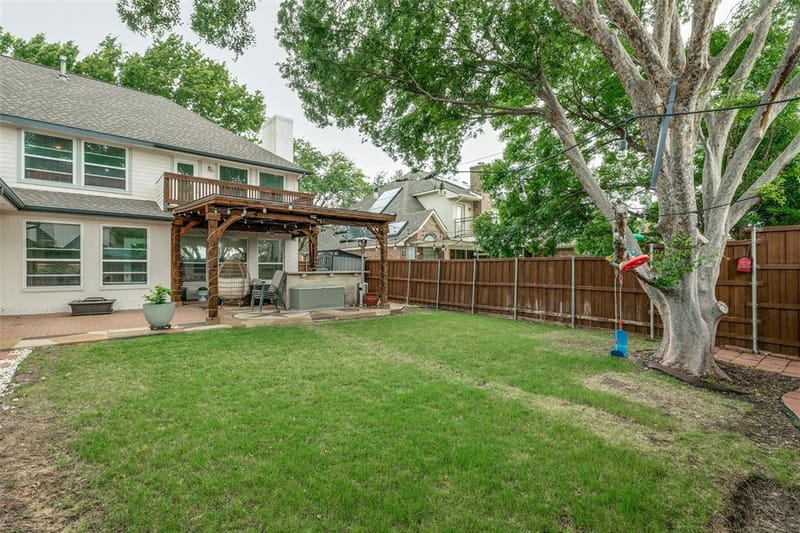 8608 Clear Sky Drive, Plano TX 75025 - Photo 2