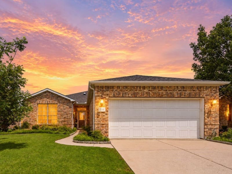 2204 Cane Hill Drive, Frisco TX 75036 - Photo 3