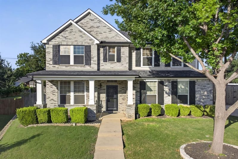 5816 Hilton Head Drive, North Richland Hills TX 76180 - Photo 2