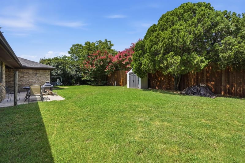 2202 Canyonwood Drive, Arlington TX 76012 - Photo 3