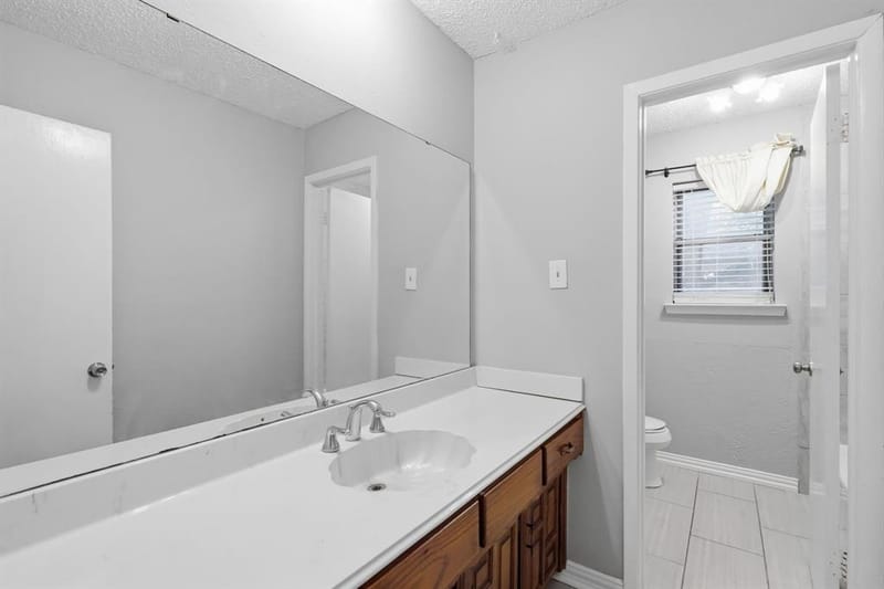2202 Canyonwood Drive, Arlington TX 76012 - Photo 24