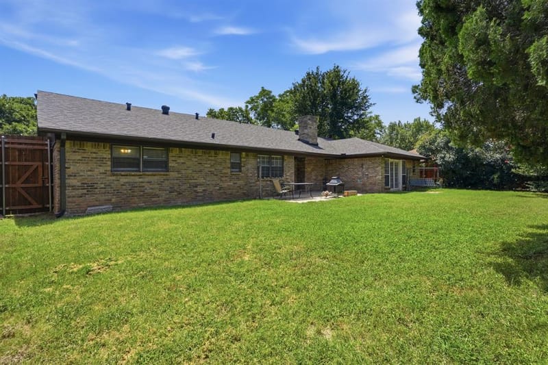 2202 Canyonwood Drive, Arlington TX 76012 - Photo 29