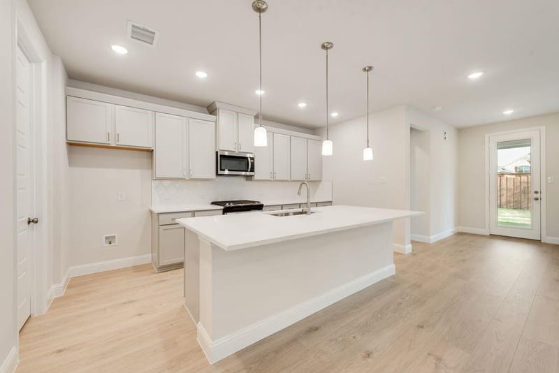 201 Hatherley Street, Little Elm TX 75068 - Photo 6