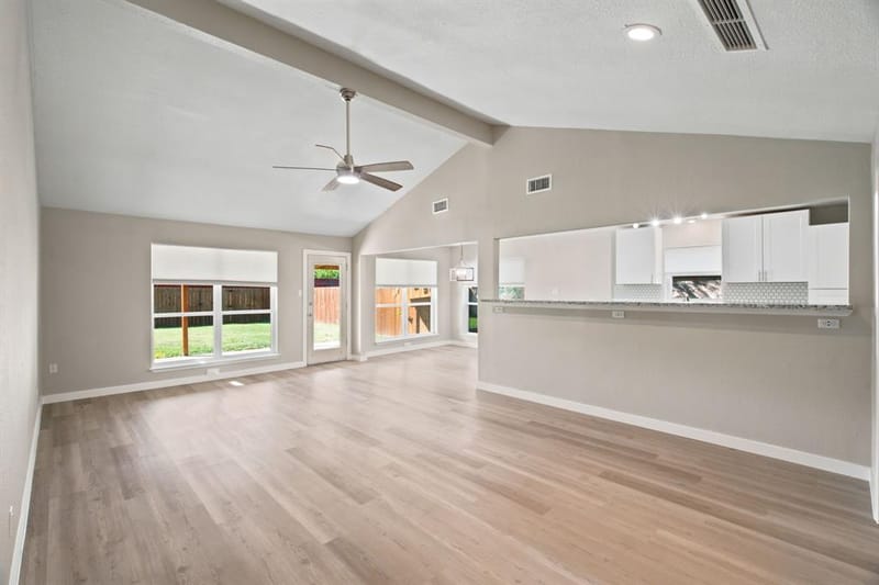 1615 Roundrock Trail, Mesquite TX 75149 - Photo 4
