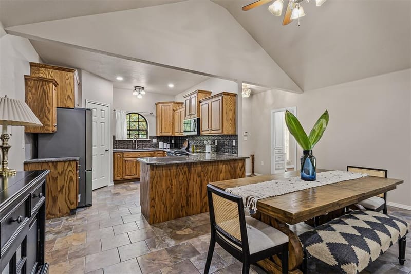 129 Donna Drive, Gun Barrel City TX 75156 - Photo 7
