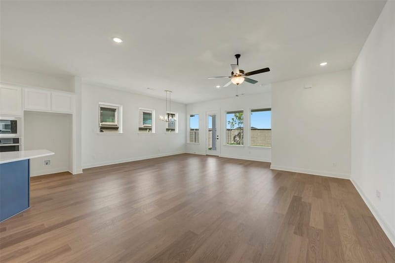 8725 Chestnut Lane, Justin TX 76247 - Photo 9