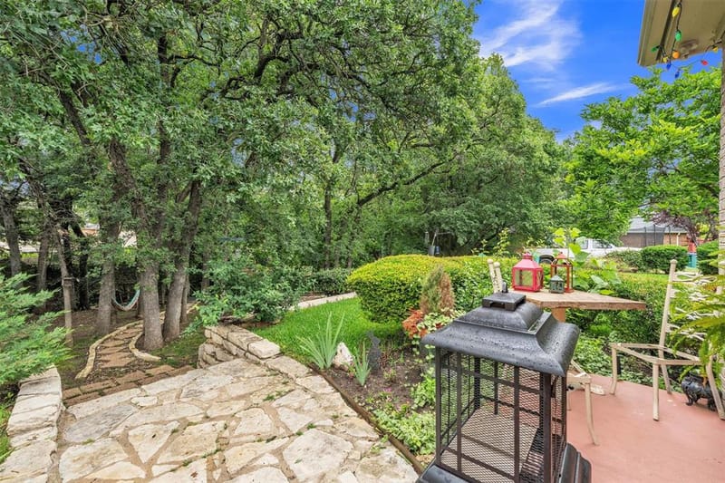 2001 Country Brook Drive, Weatherford TX 76087 - Photo 4