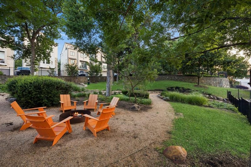 1925 Woodland Heights Place, Dallas TX 75208 - Photo 34