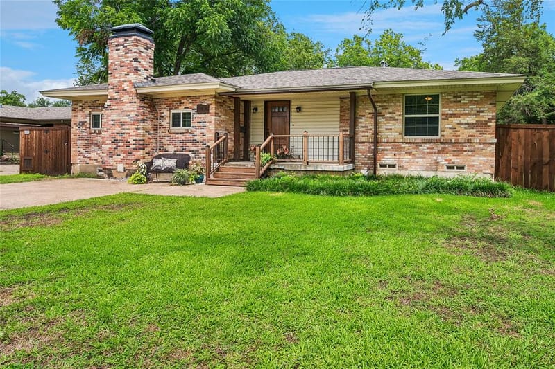 13430 Challaburton Drive, Farmers Branch TX 75234 - Photo 3