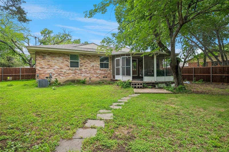 13430 Challaburton Drive, Farmers Branch TX 75234 - Photo 36