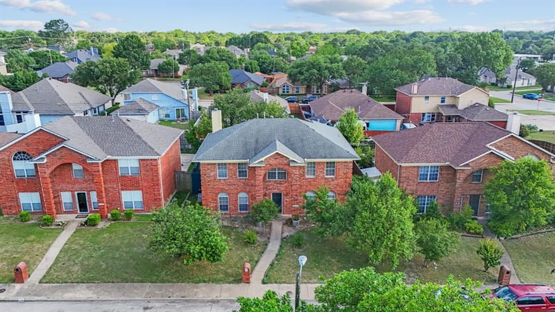 7116 Grey Dawn Lane, Dallas TX 75227