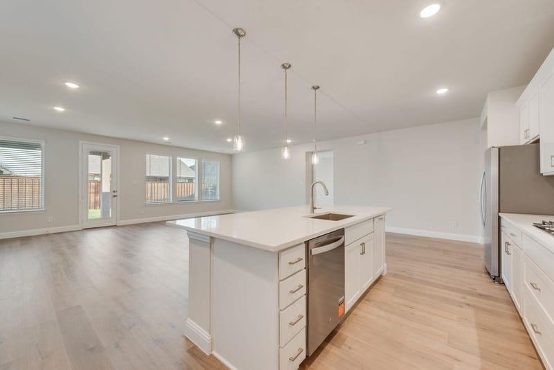 209 Hatherley Street, Little Elm TX 75068 - Photo 7