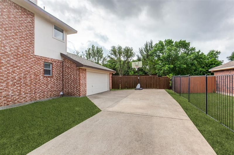 304 Elizabeth Trail, Murphy TX 75094 - Photo 3