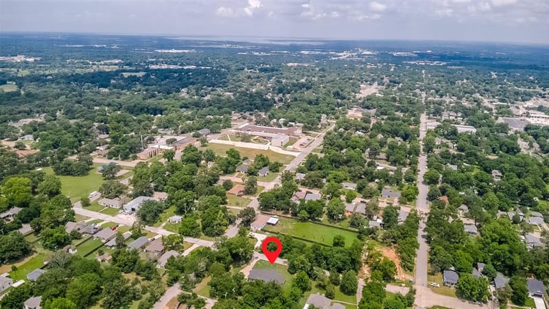 1028 W Day Street, Denison TX 75020 - Photo 15