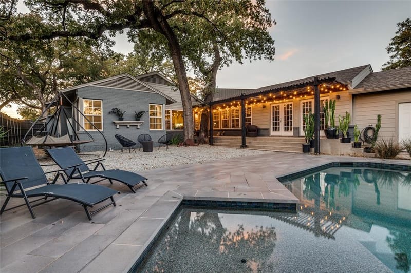1518 Oak Knoll Street, Dallas TX 75208 - Photo 35