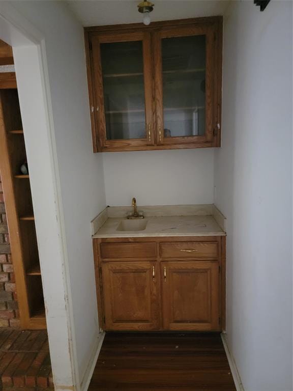 4904 Saddleback Road, Arlington TX 76017 - Photo 7