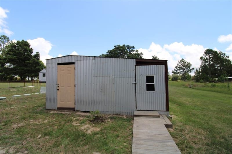 188 Private Road 8703, Ben Wheeler TX 75754 - Photo 33