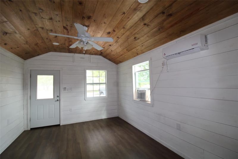 188 Private Road 8703, Ben Wheeler TX 75754 - Photo 11