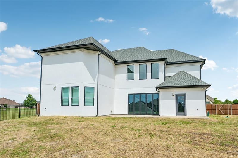 681 Davenport Drive, Waxahachie TX 75167 - Photo 5