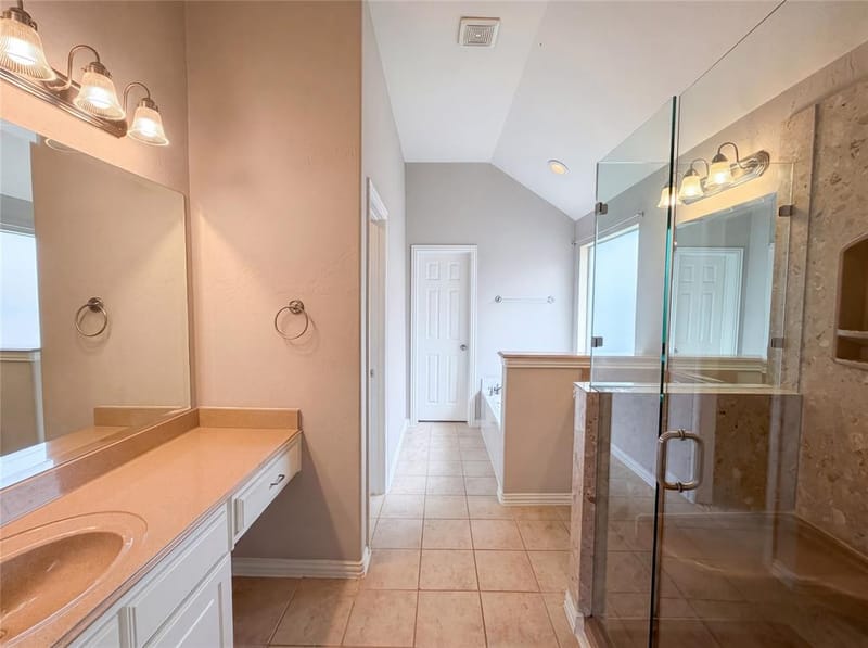 10330 Sandbar Drive, Irving TX 75063 - Photo 16
