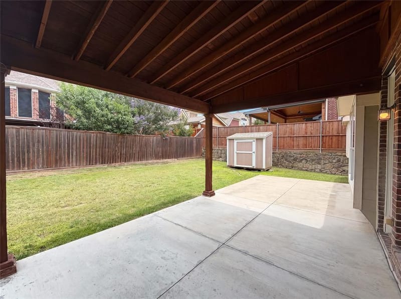 10330 Sandbar Drive, Irving TX 75063 - Photo 28