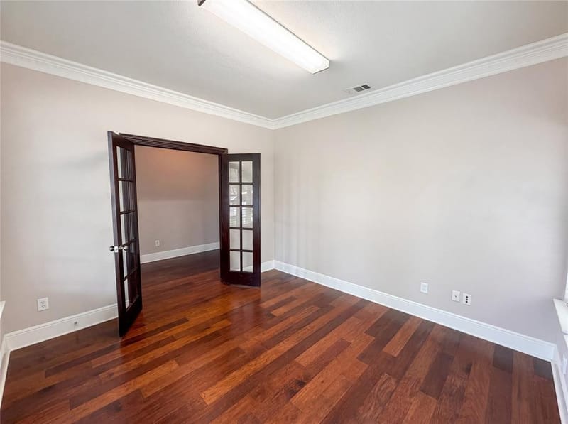 10330 Sandbar Drive, Irving TX 75063 - Photo 14