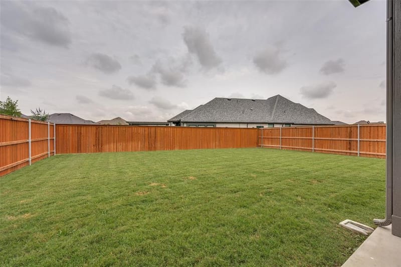 1806 Hidden Water Trail, Midlothian TX 76065 - Photo 19