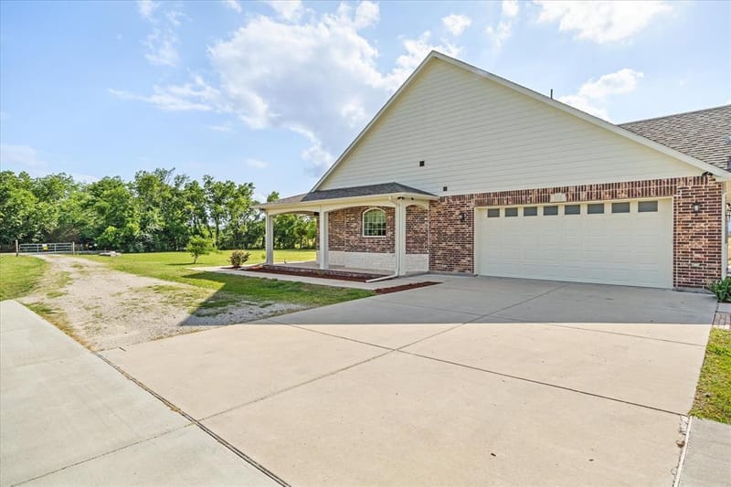 1610 County Road 2712, Caddo Mills TX 75135 - Photo 11