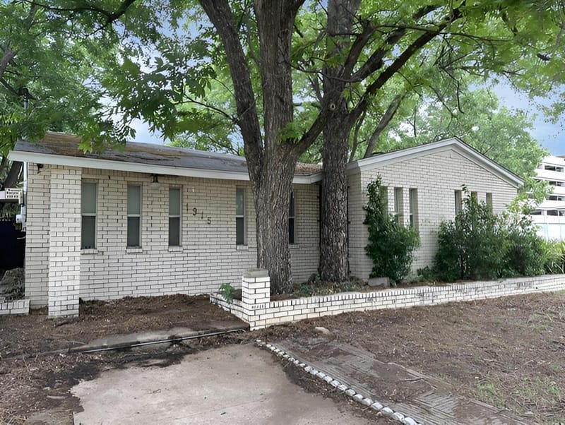 1915 Prairie View Drive, Dallas TX 75235