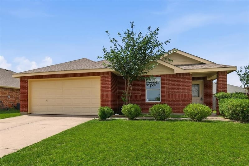 102 Pintail Lane, Sanger TX 76266 - Photo 6