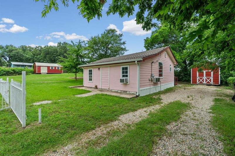 325 West Lane, Quinlan TX 75474 - Photo 3