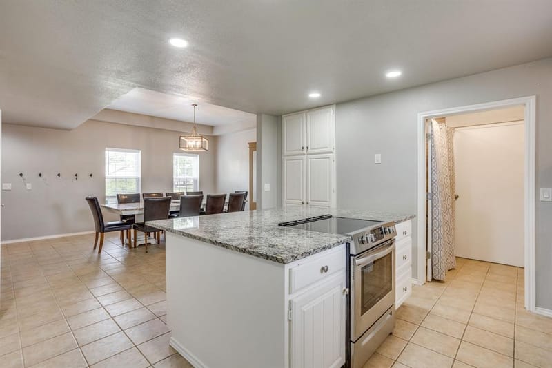 807 Caddo Road, Joshua TX 76058 - Photo 9