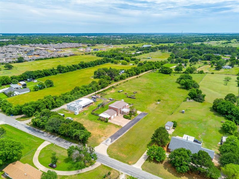 807 Caddo Road, Joshua TX 76058 - Photo 38