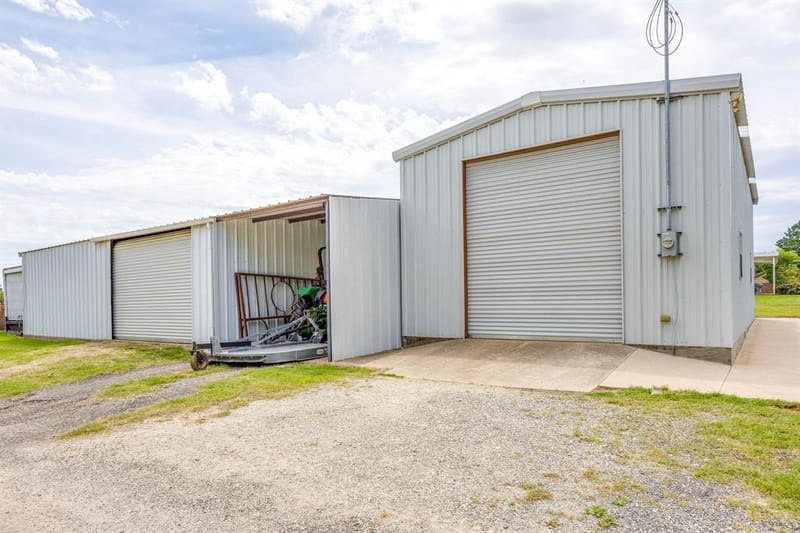 807 Caddo Road, Joshua TX 76058 - Photo 33