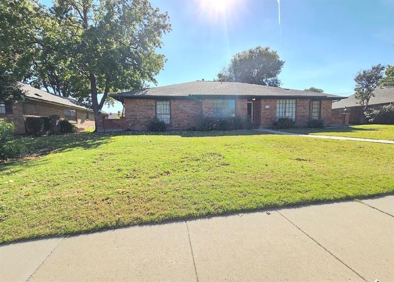 2720 Crow Valley Trail, Plano TX 75023