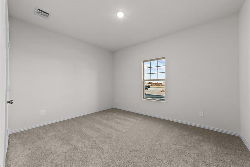 610 Stone Hollow Drive, Van Alstyne TX 75495 - Photo 8