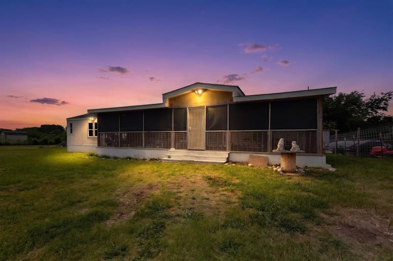 979 Private Road 3784, Quinlan TX 75474 - Photo 3