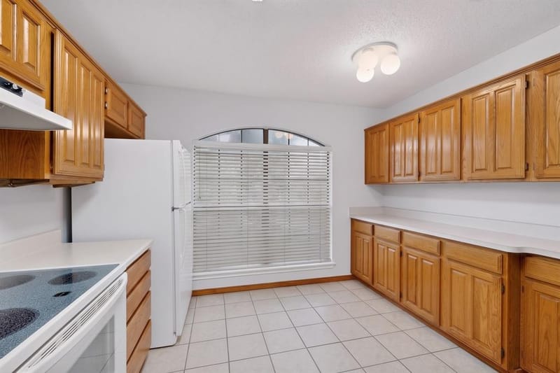 1917 Village Creek Drive, Garland TX 75040 - Photo 10