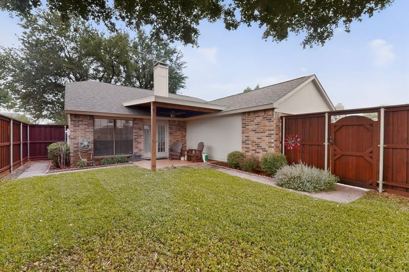 1917 Village Creek Drive, Garland TX 75040 - Photo 25