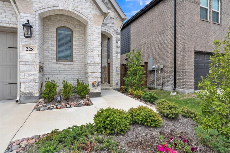 228 Palo Duro Bend, Rhome TX 76078 - Photo 4