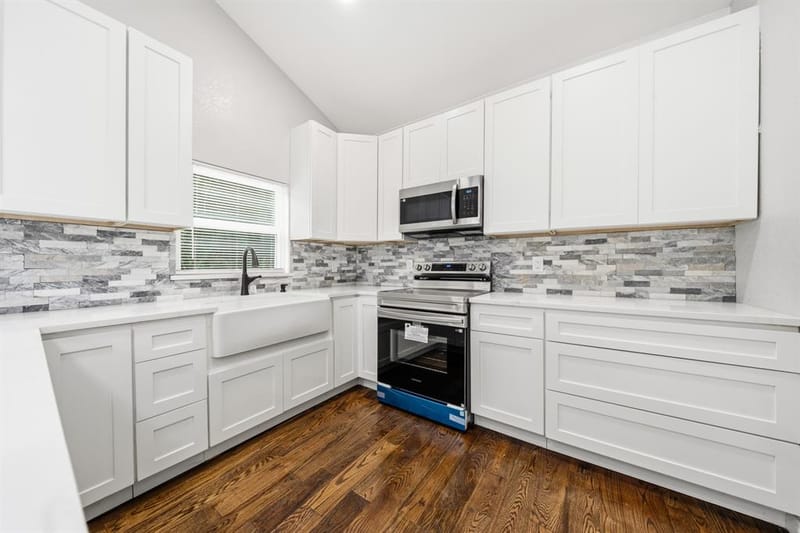 3313 S 3rd Street, Waco TX 76706 - Photo 8